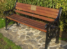 photo of memorial bench in park